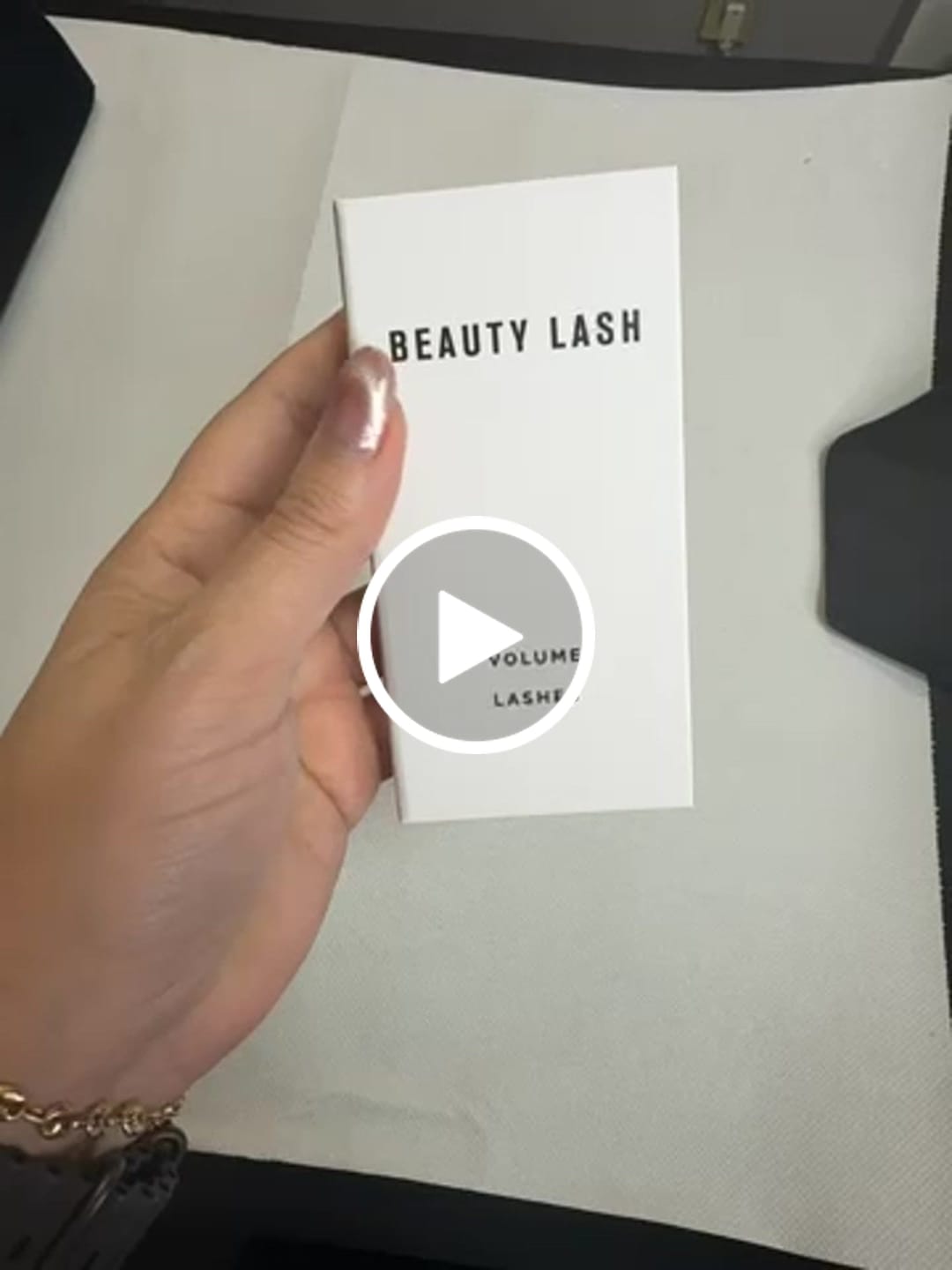 Customer video review of Volume Lashes 0.05