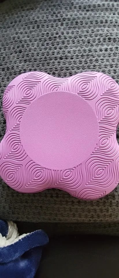 Customer photo review of Yoga Knee Pad
