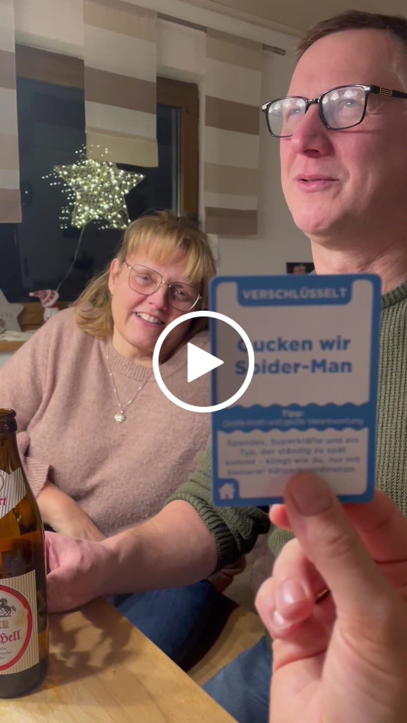 Customer video review of VERSCHLÜSSELT FAMILIENEDITION