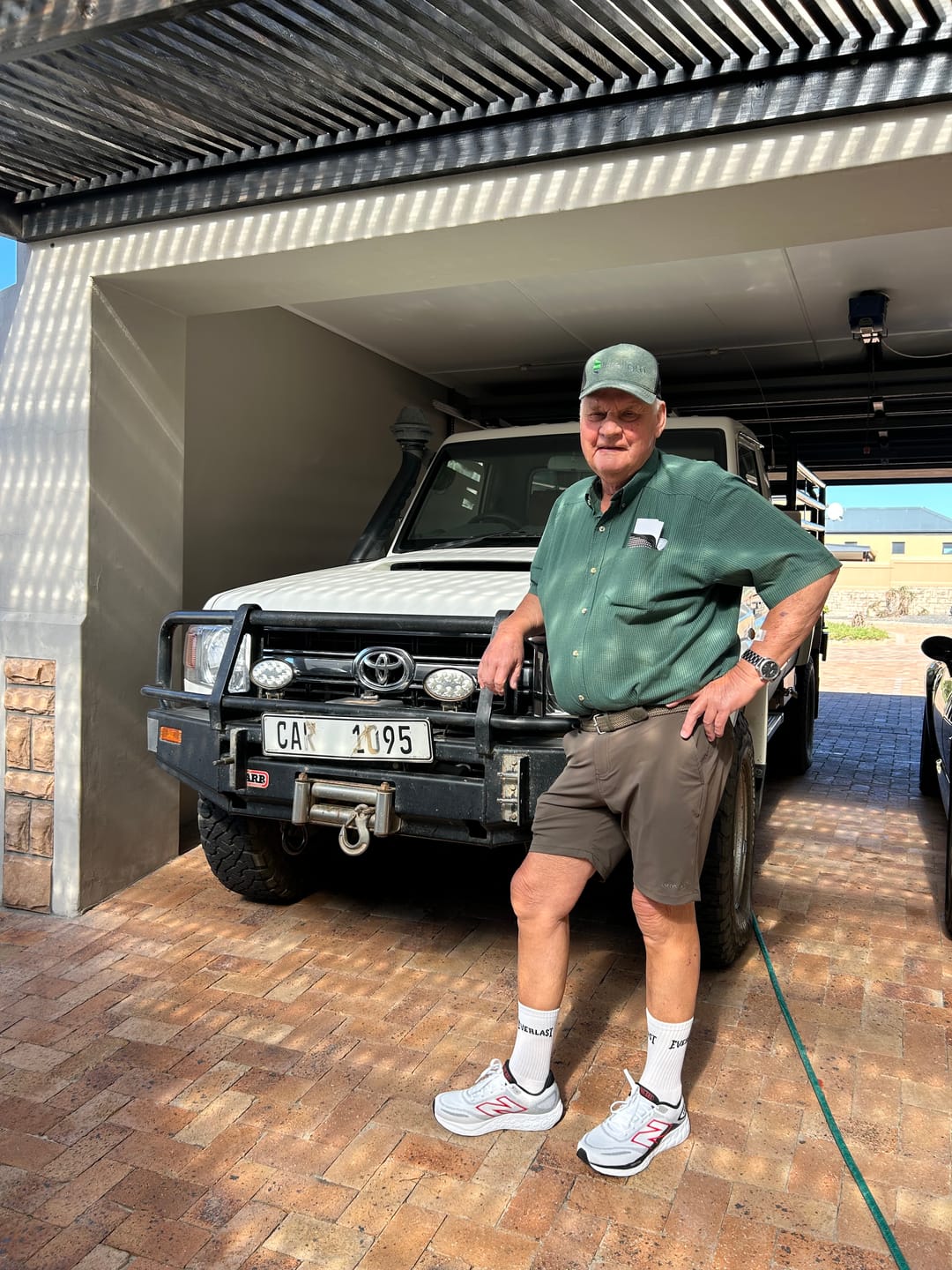 Customer photo review of 4 Way Stretch Chino Shorts Olive