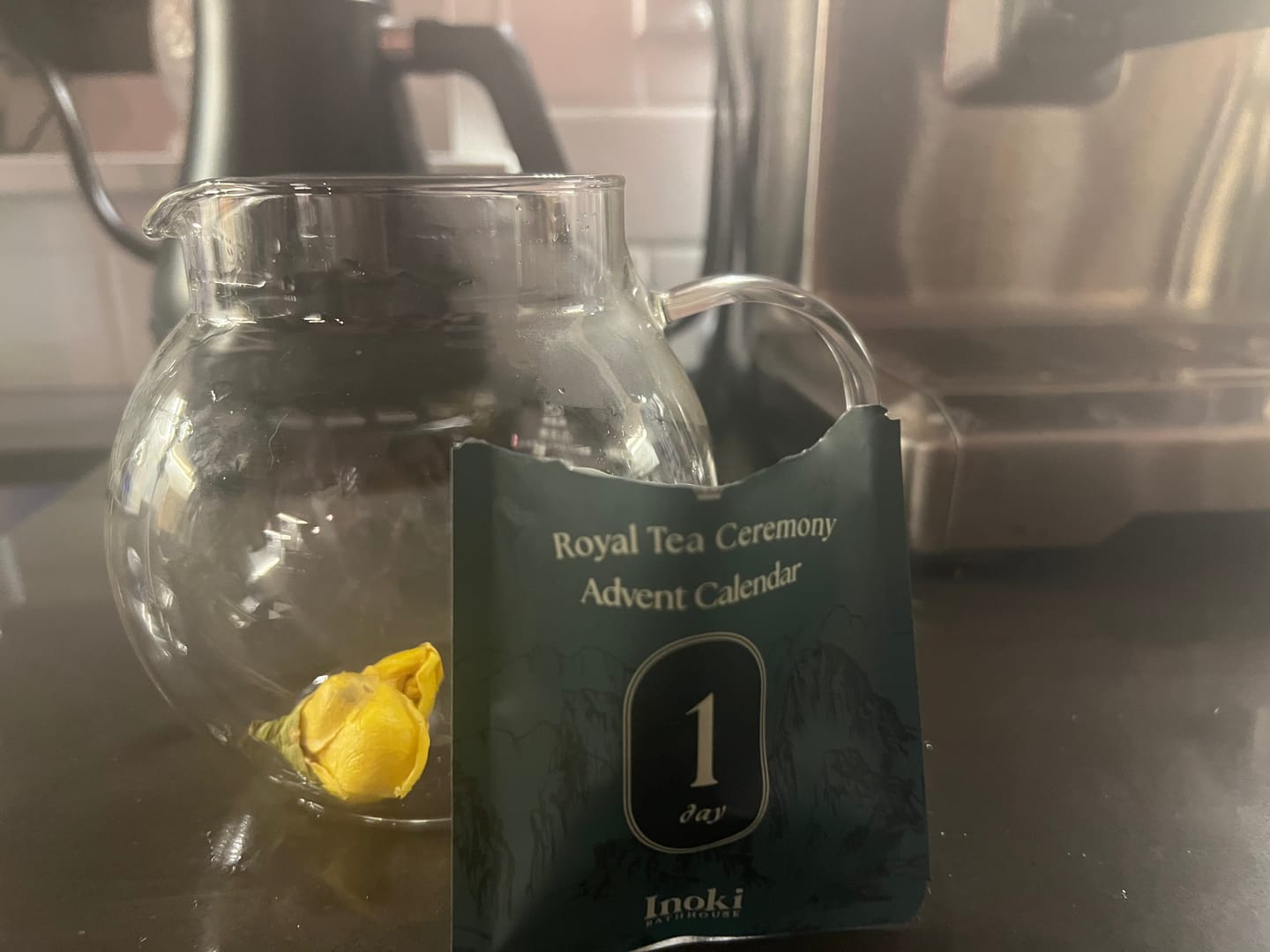 Customer photo review of 2025 Royal Tea Advent Calendar