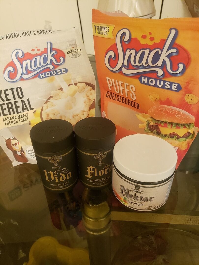 Customer photo review of Flora