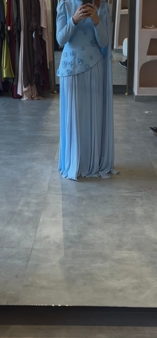 Customer photo review of Çeliva Tesettür Abiye