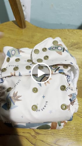 Customer video review of Luxe Pocket Cloth Diaper with Dual Inner Gussets and Athletic Wicking Jersey