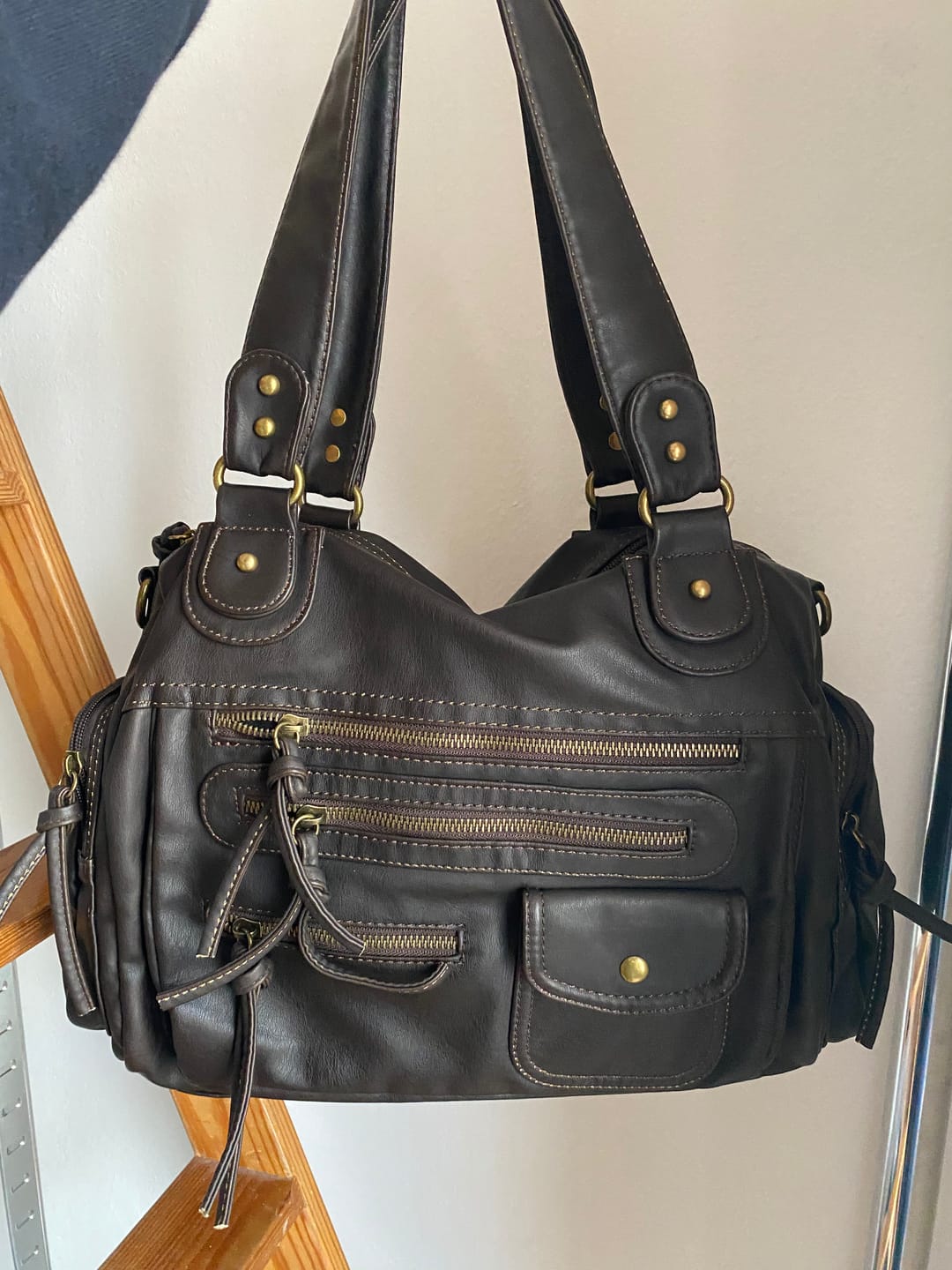 Customer photo review of AVELINE' ESSENTIAL BAG