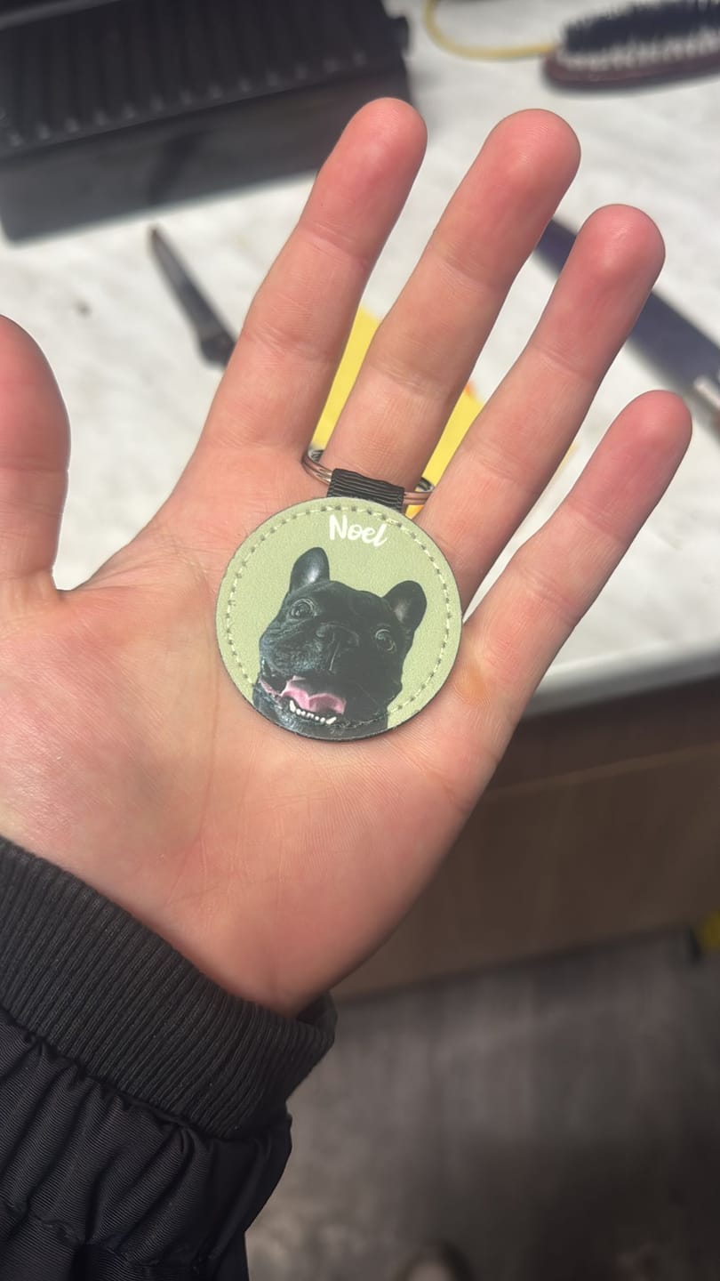Customer photo review of Pet portrait - Personalised Keychain