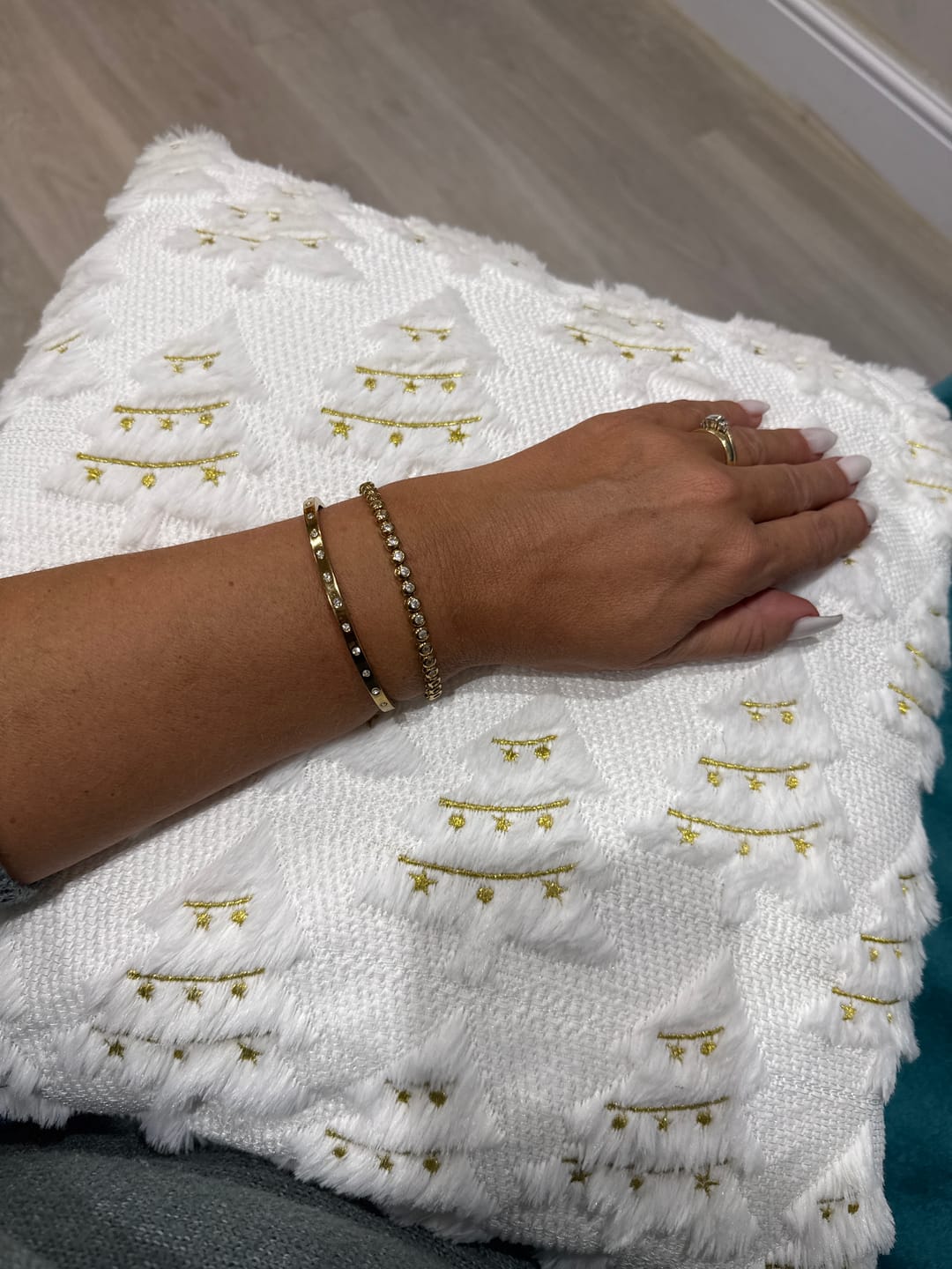 Customer photo review of Classic Bezel Tennis Bracelet