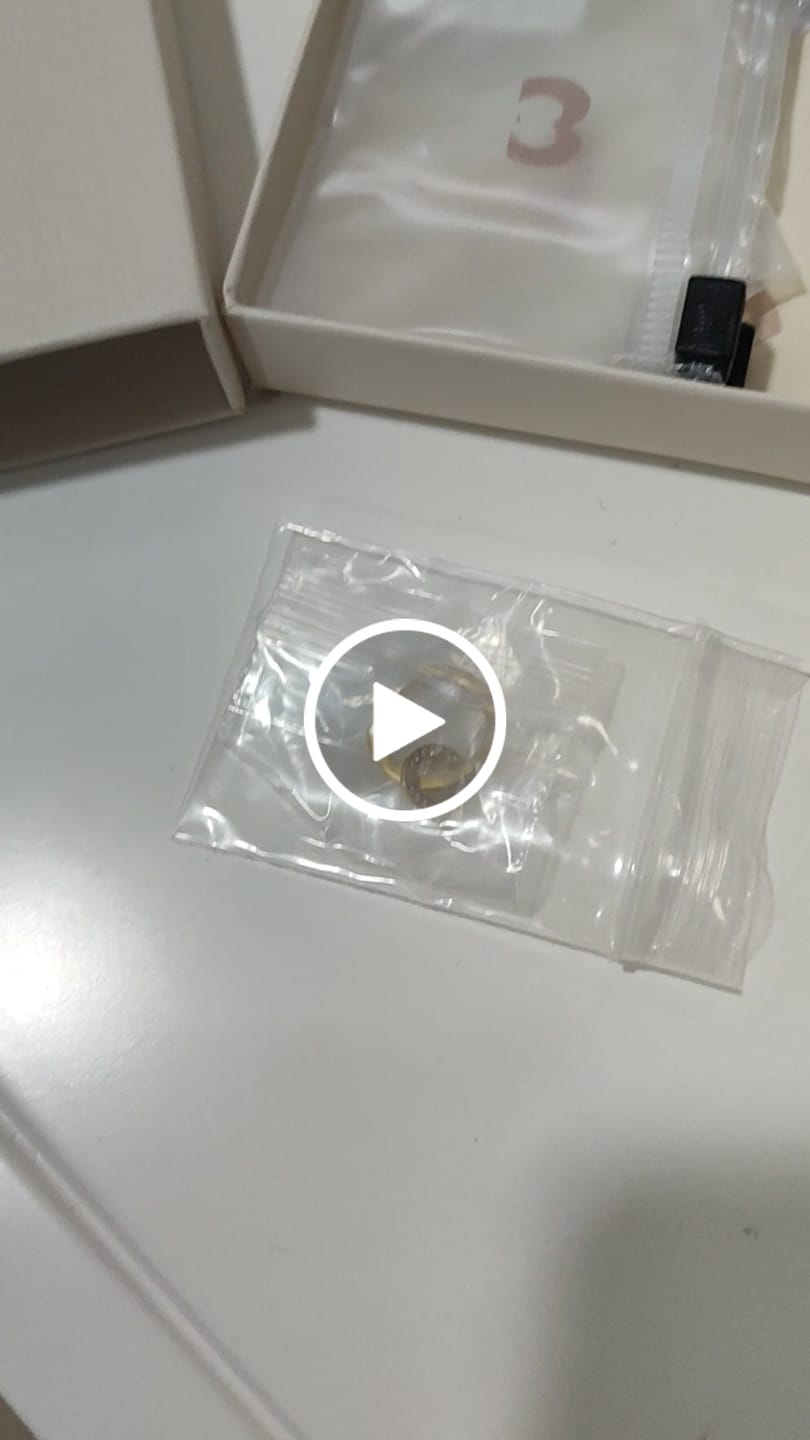 Customer video review of Pendientes Aros Enlazados