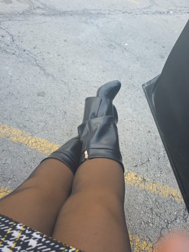 Customer photo review of New Compression Band Model One-Seam Translucent Fleece Lined Tights
