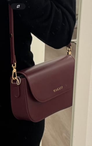 Customer photo review of CHLOIE - BURGUNDY