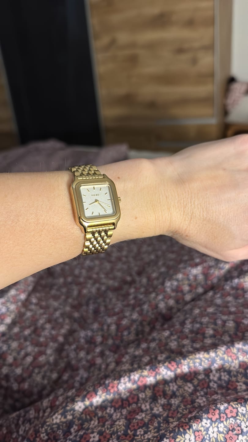 Customer photo review of Macy Gold White