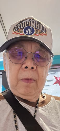 Customer photo review of 9FORTY A-Frame Los Angeles Dodgers MLB World Series Champions 2025 Stone Snapback