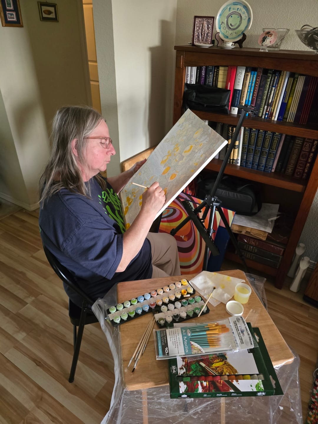 Customer photo review of Adjustable Artist Easel