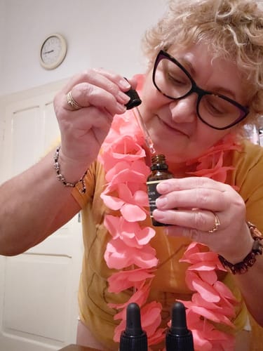 Customer photo review of Sieri Acido Ialuronico + Vitamina C + Bava di Lumaca - 3 al Prezzo di 1 (30ml per Siero)