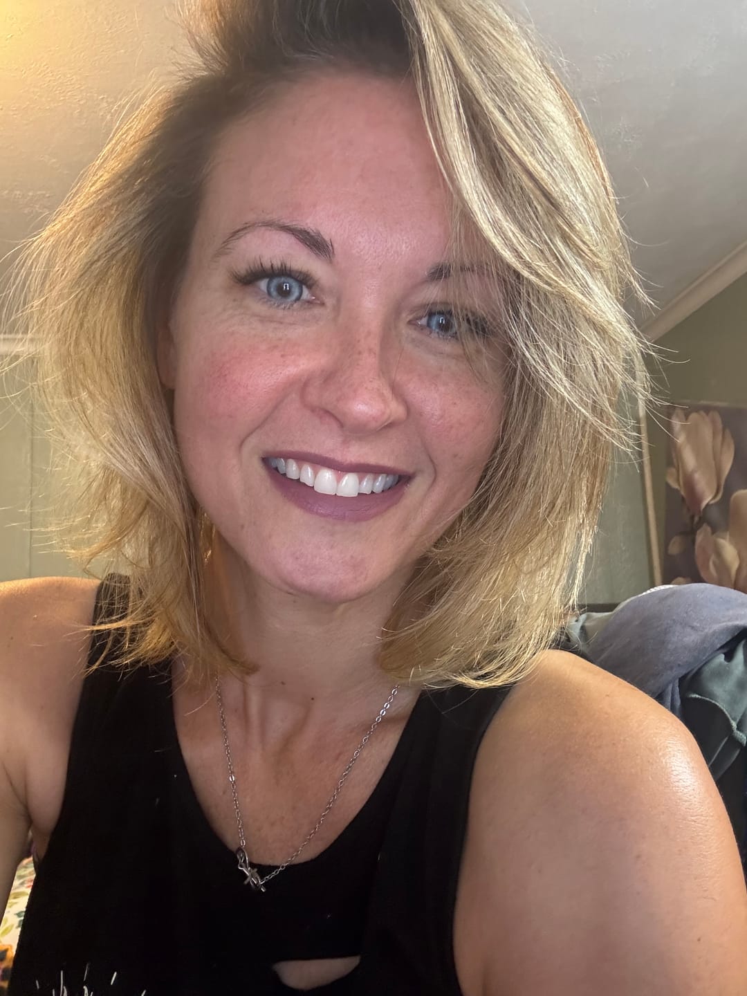 Customer photo review of Aine Swan Lake Blue Prescription Colored Contact Lenses