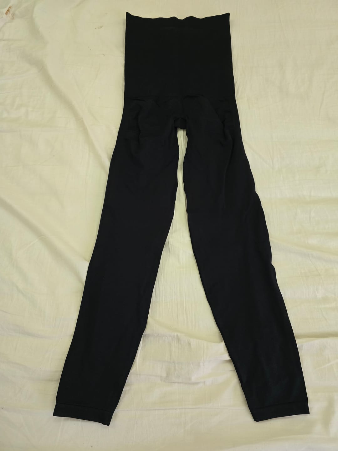 Customer photo review of Seamless Abdomen and Waist Control Body Shaping Legging