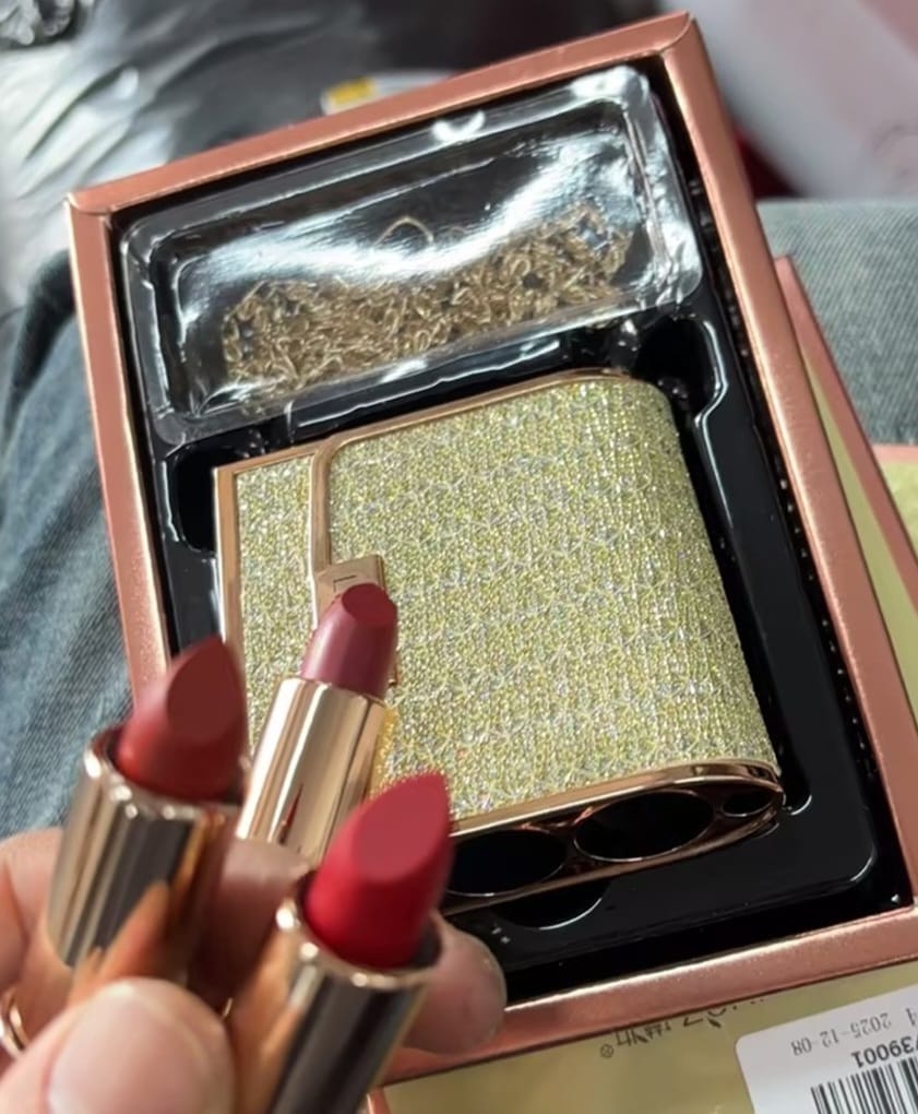 Customer photo review of Velvet Kiss Trio