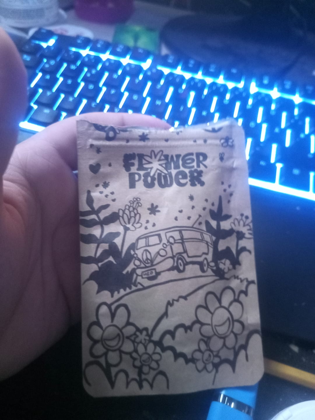 Customer photo review of La Mousse Royale Hasch - SATIVA TURBO LVL 4/5