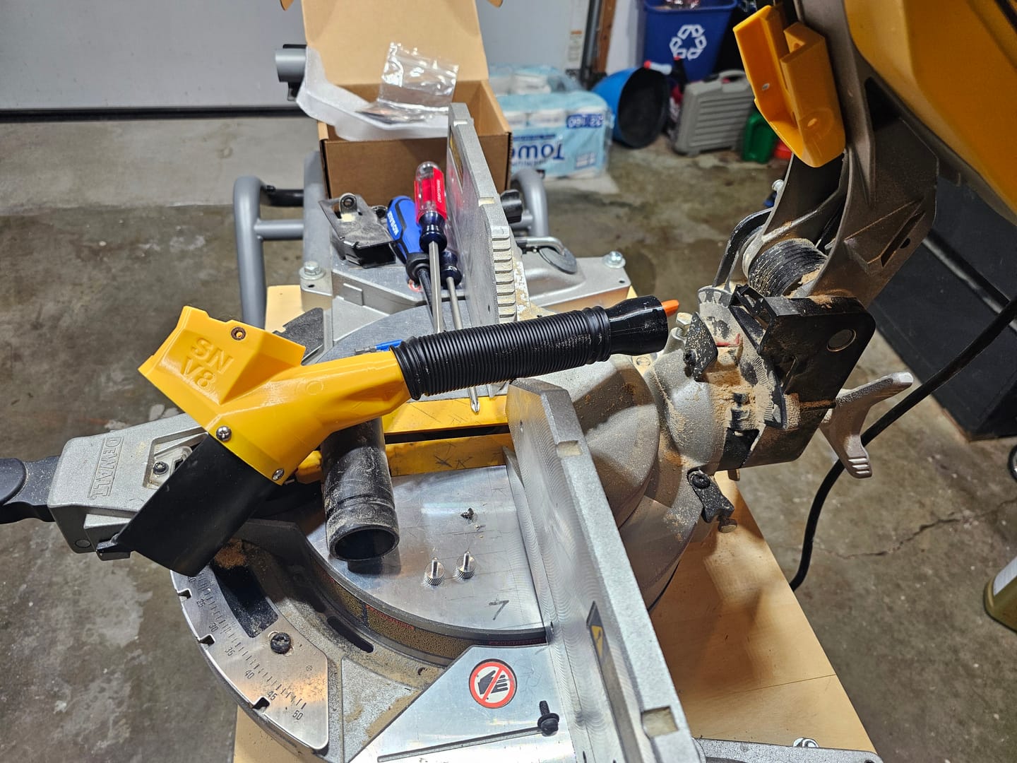 Customer photo review of Dewalt DW715/716 12" Non-Sliding Miter Saw Dust Collection