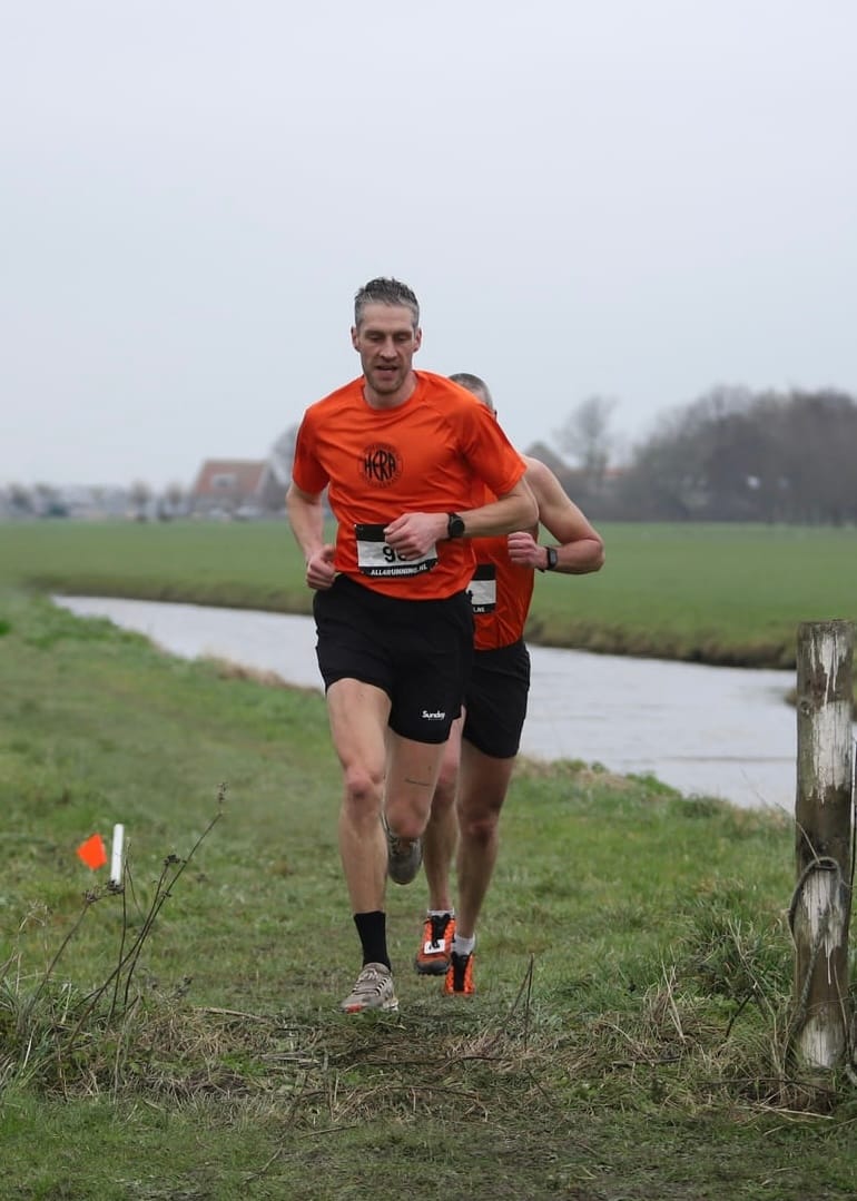 Customer photo review of The Ultimate 2-1 Running Short (2026)
