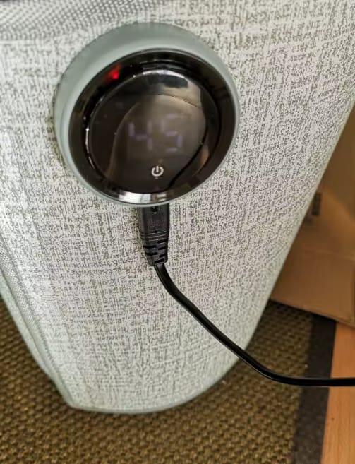 Customer photo review of Foldable Leg&Foot Warmer