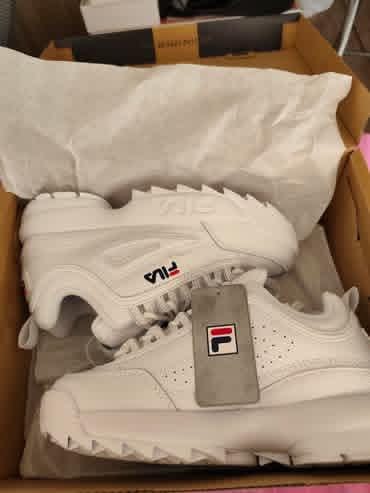 Customer photo review of Zapatilla Fila Disruptor II Premium Mujer Mono Blanco