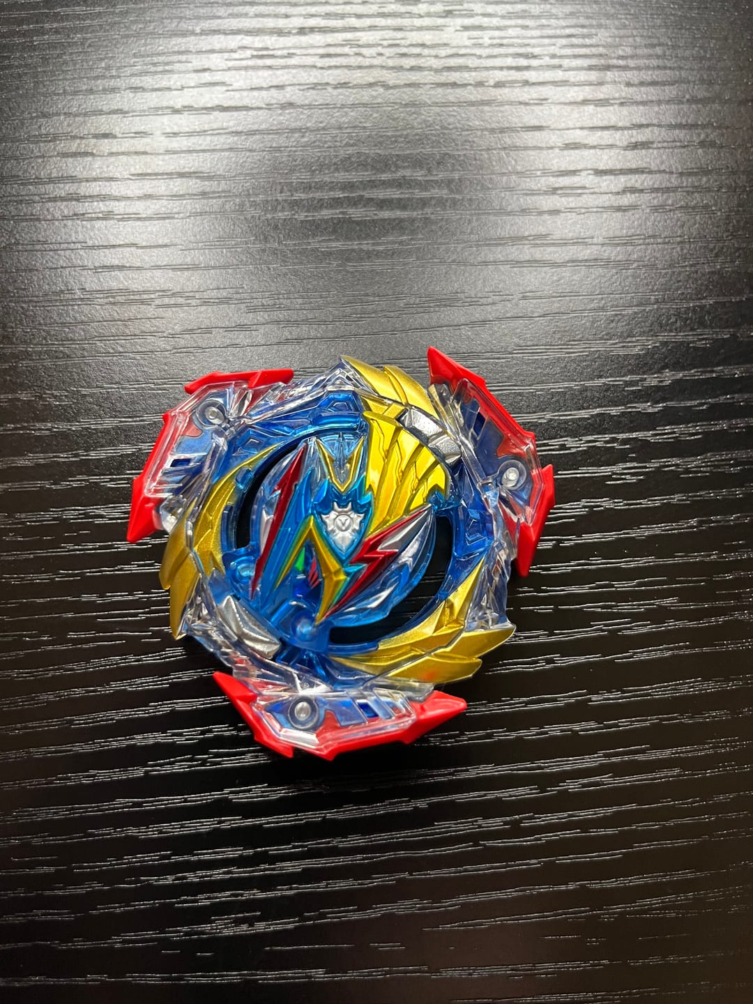Customer photo review of Takara Tomy Ultimate Valkyrie Variable'-9 Burst DB Beyblade B-193 (Limited)
