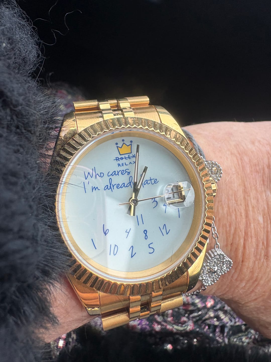 Customer photo review of EONDATE MAXI CLASSIC WATCH