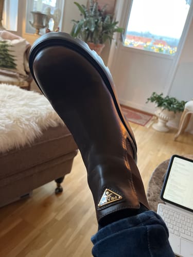 Customer photo review of PRA ankle boots dark chocolate brown sheepskin  443662
