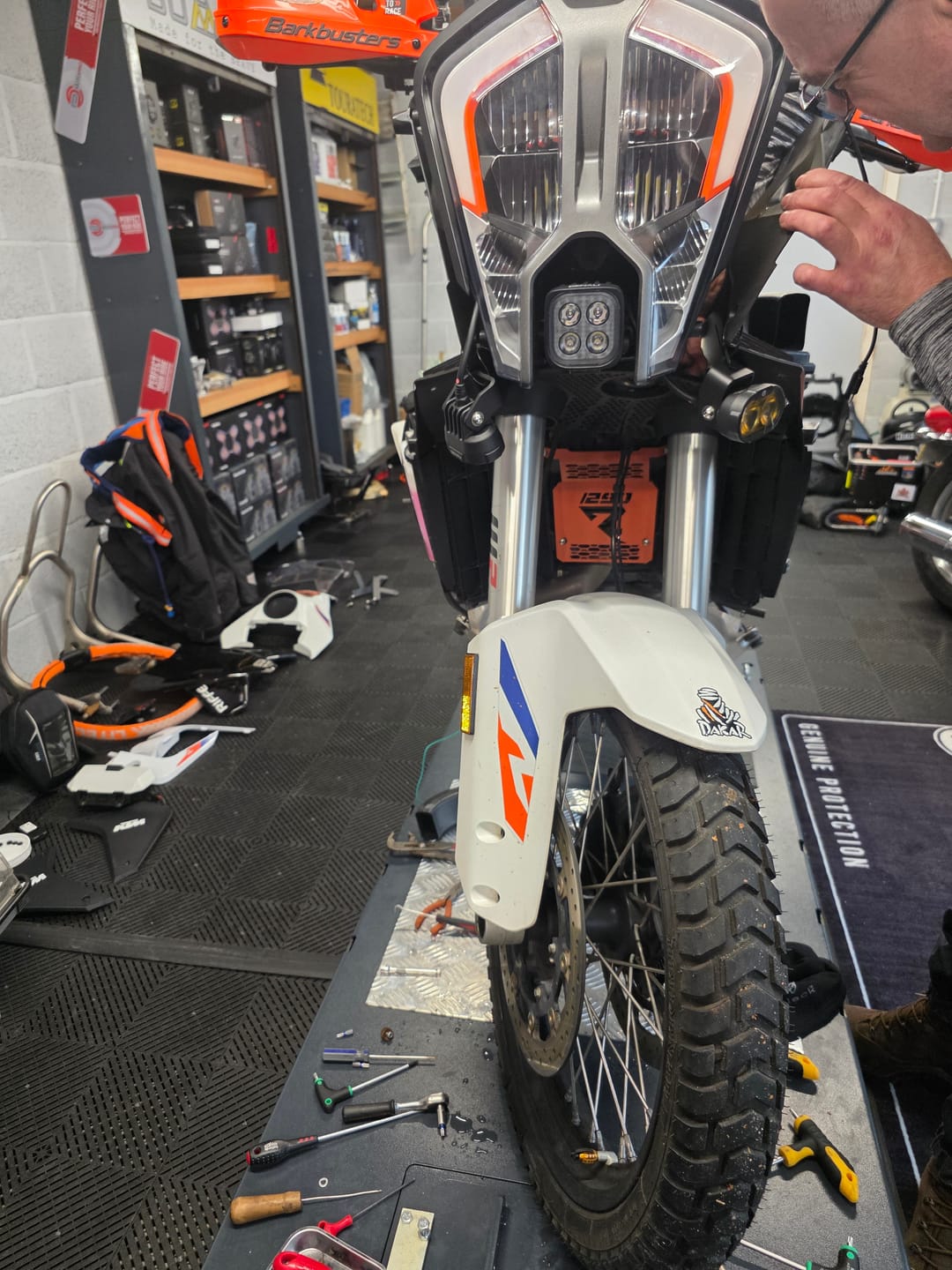 Customer photo review of S4 Center Light Kit - KTM 1290 Adventure '21-