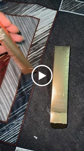 Customer video review of O.TWO.O SKIN SECRET ZERO PORES PRIMER