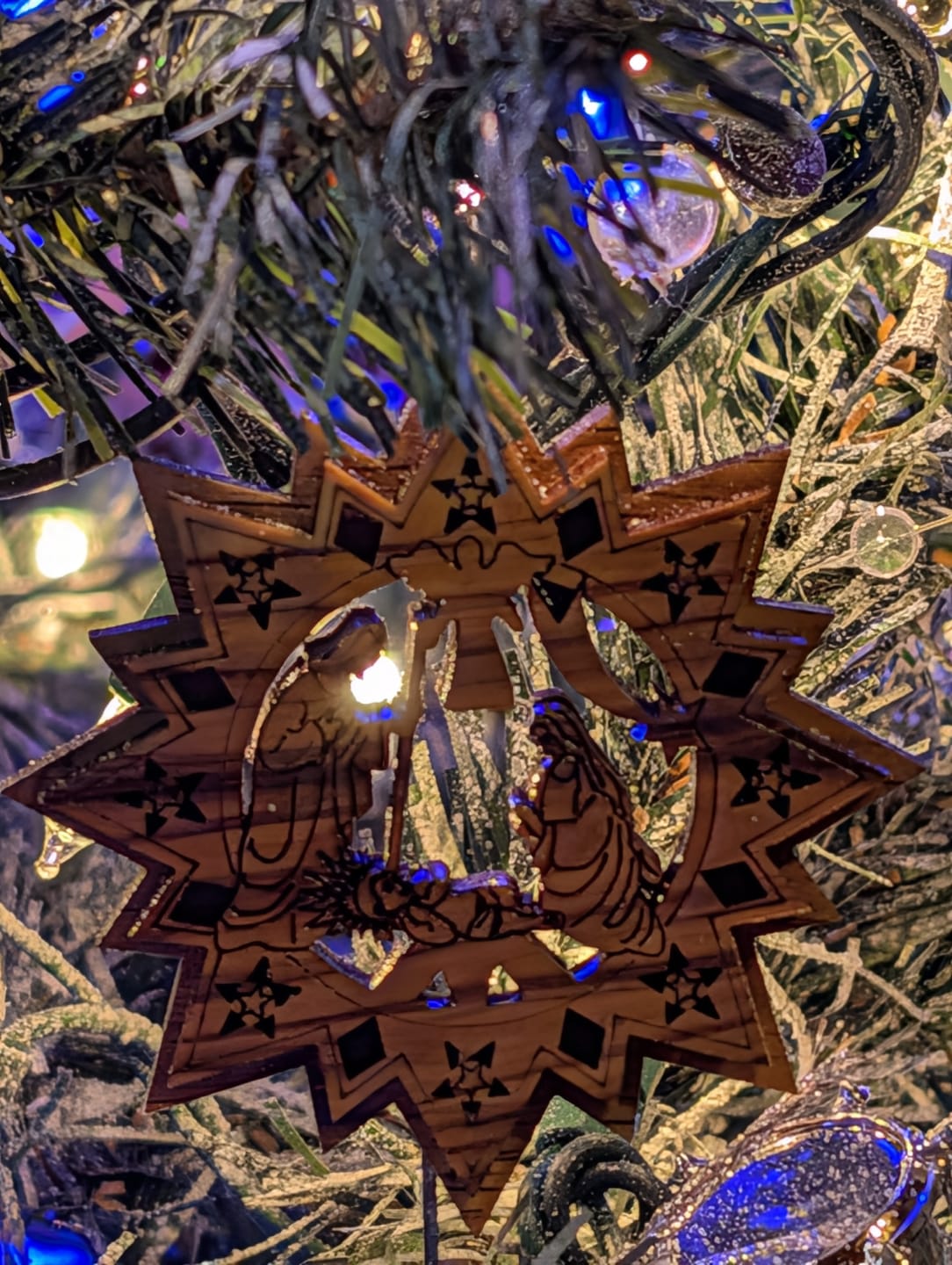 Customer photo review of *NEW Olive Wood Bethlehem Star Ornament made in the Holy Land