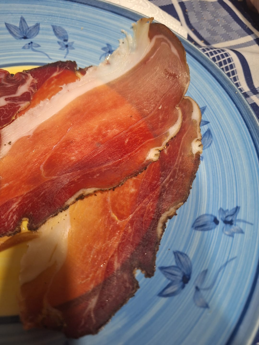 Customer photo review of Speck Riserva squadrato