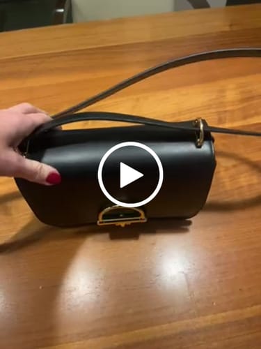 Customer video review of Gucci 25 Siena Bag Black Gold Leather 292363