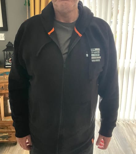 Customer photo review of Tape Zip-Hoodie