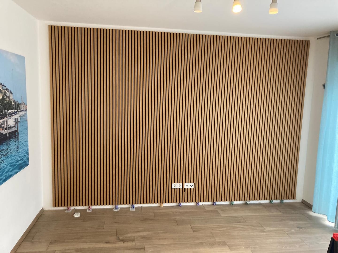 Customer photo review of Akustikpaneele Rustikale Eiche | XL 300 cm x 60 cm | Dreiseitig Echtholzfurnier