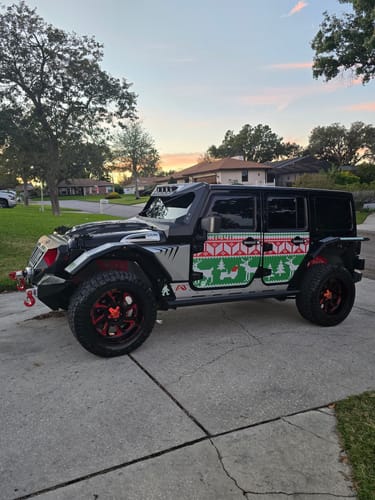 Customer photo review of Wrangler JKU Ugly Sweater Holiday Edition Removable Trail Armor