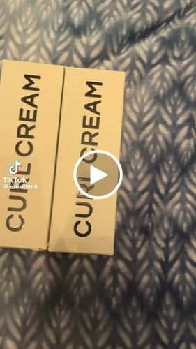 Customer video review of Pomade