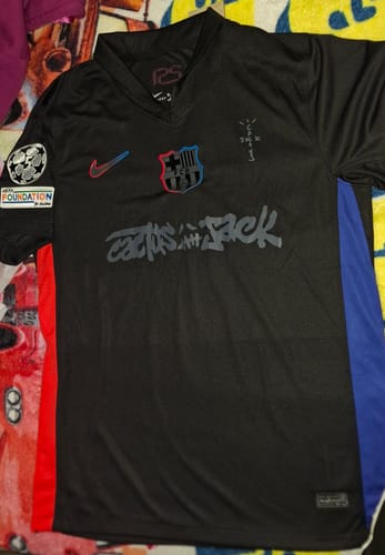 Customer photo review of Barcelona edicion especial - 24/25