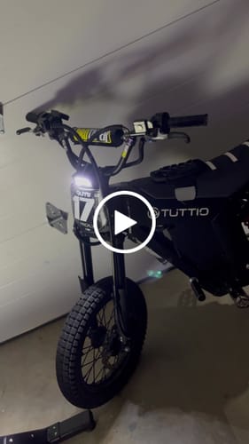 Customer video review of Battery Powered Baja Light