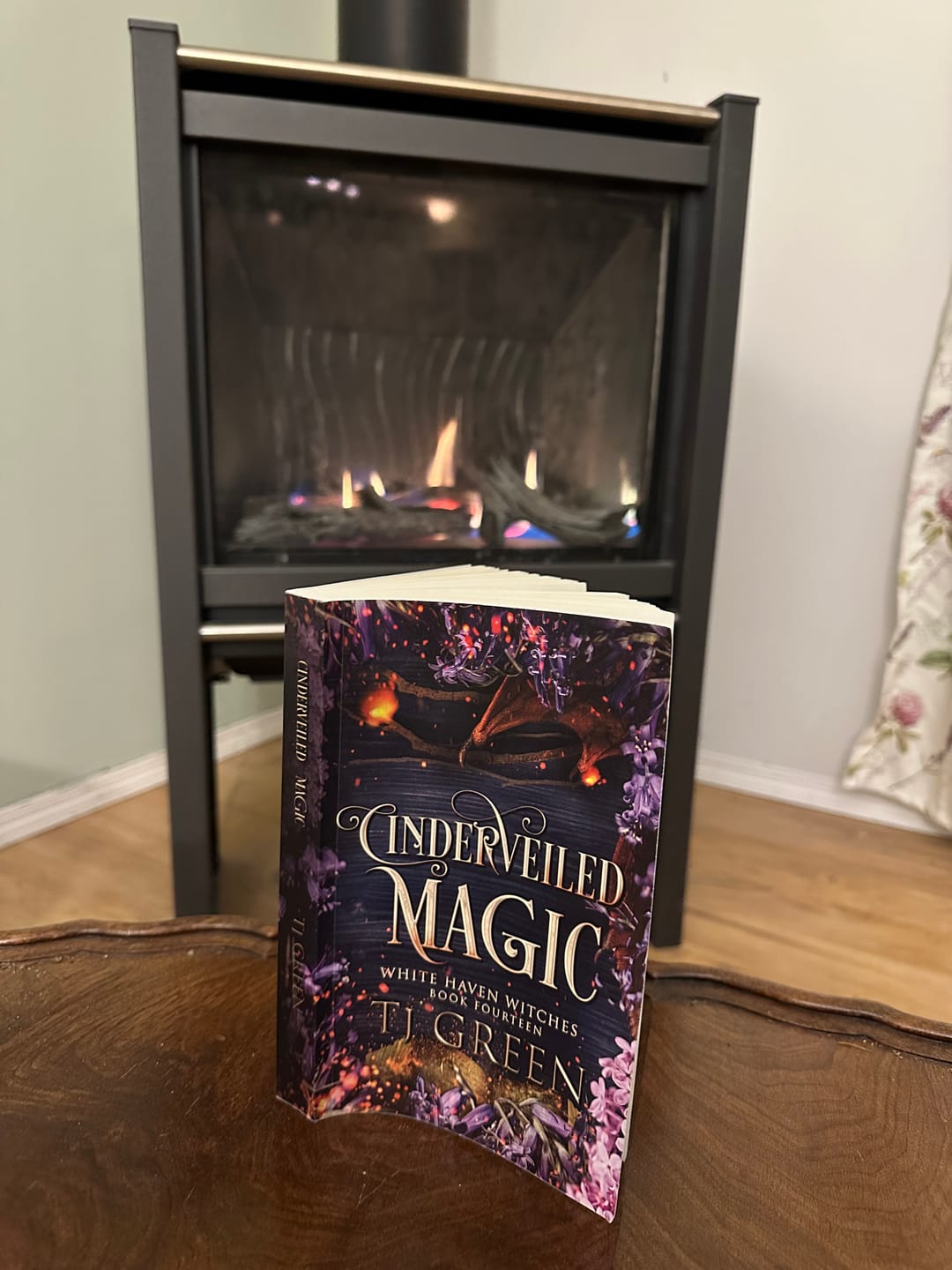 Customer photo review of Cinderveiled Magic: White Haven Witches Book 14 (PAPERBACK)