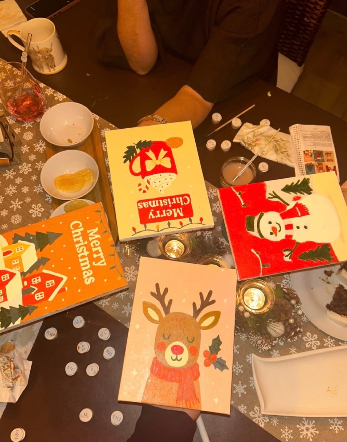 Customer photo review of 6 Mini Paintings -  Classic Christmas Set