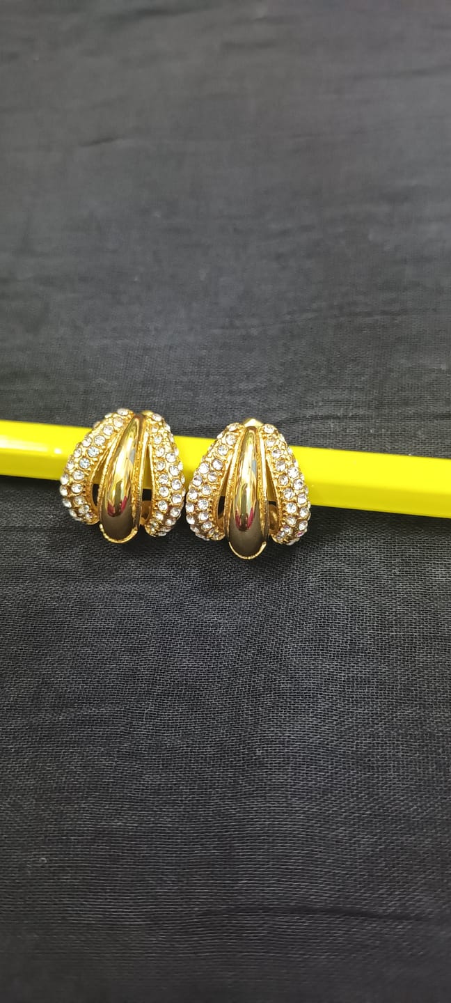 Customer photo review of Radiant Gold & Crystal Luxe Earrings