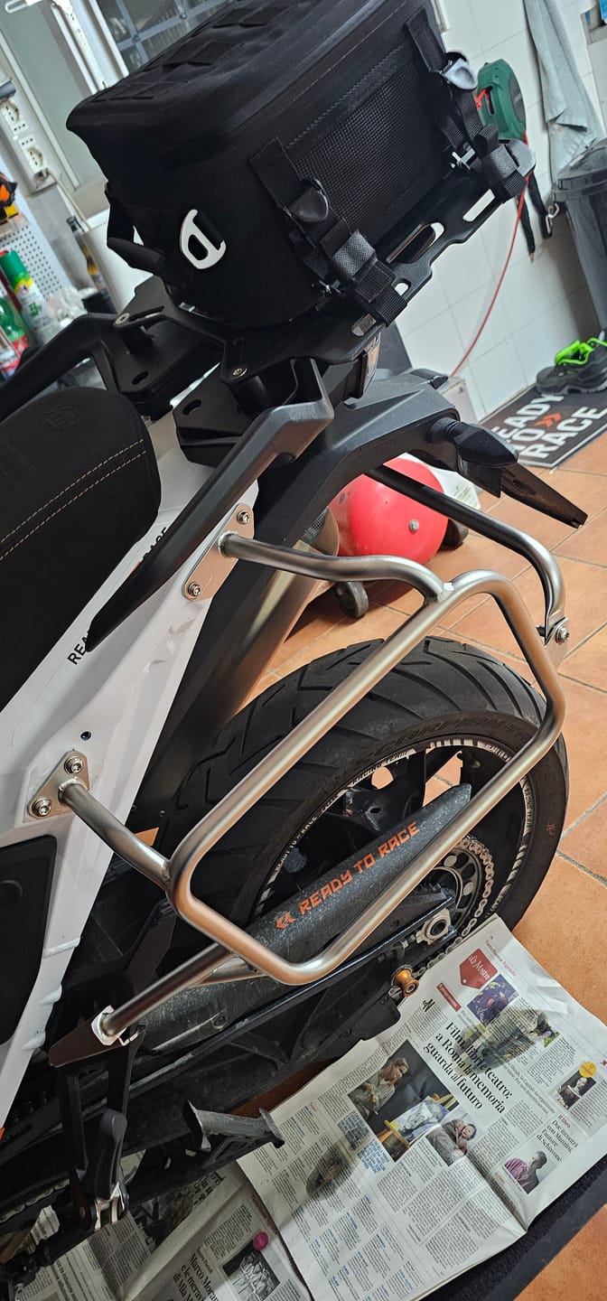 Customer photo review of MotoRacks – Motorcycle Luggage Pannier Racks