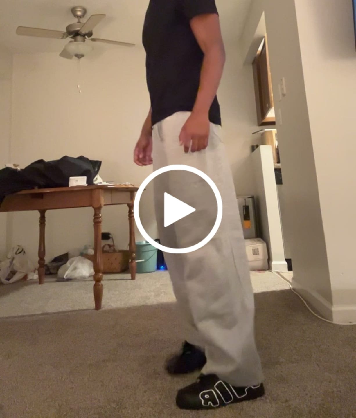 Customer video review of Aelfric Eden Baggy Sweatpants