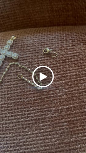 Customer video review of Icy Cross Necklace