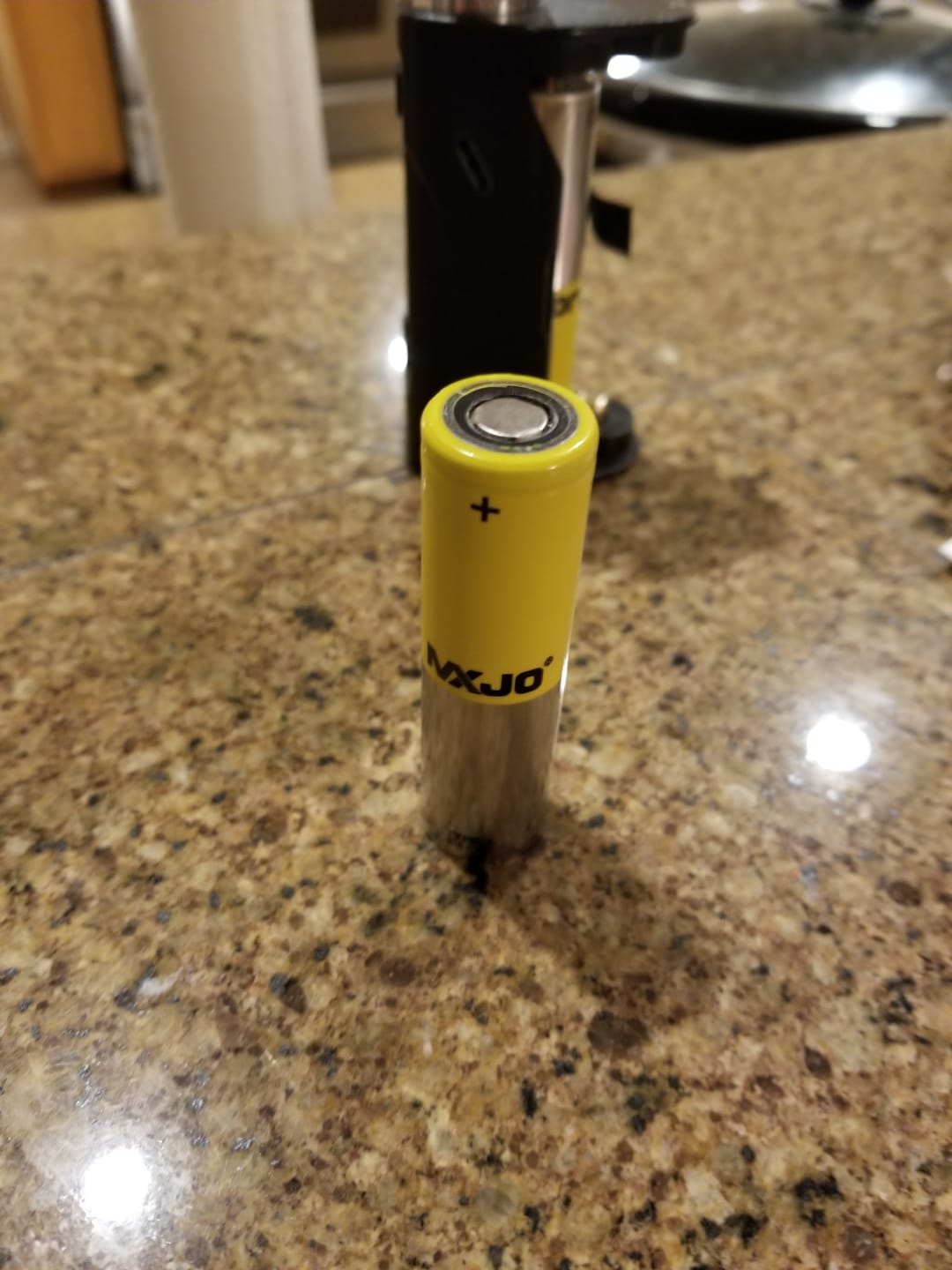 Customer photo review of MXJO 18650 3000mAh 20A Battery