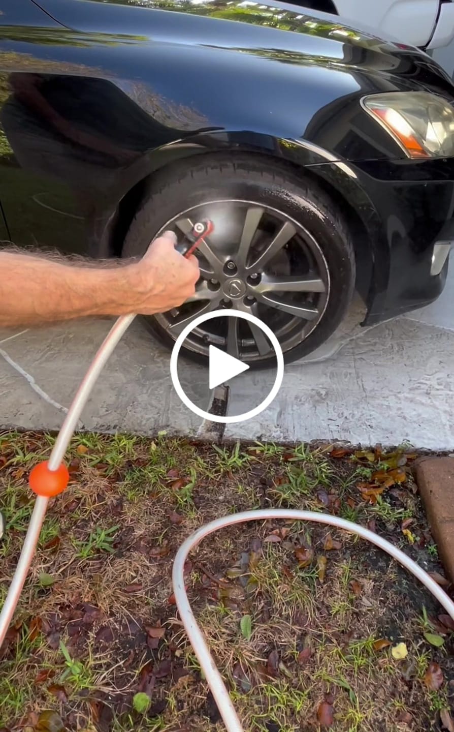 Customer video review of Bronze Bomber Non-Acid Wheel Cleaner (32oz)