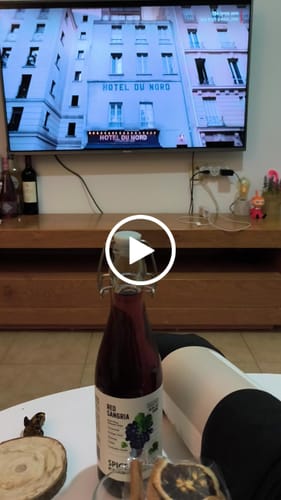 Customer video review of מארז סנגריה אדומה חם ומפנק
