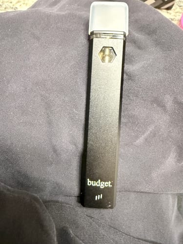 Customer photo review of 1 Gram Delta-8 THC Vape Pen | Blue Dream - Sativa